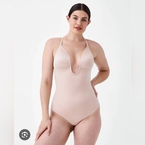 Spanx Suit Your Fancy Shaping Plunge Low-Back Mid-Thigh Bodysuit